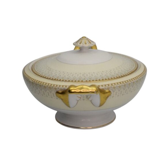 Vintage Meito Fine China Covered Vegetable Dish Gold Trim Floral Interior Design - Picture 2 of 9